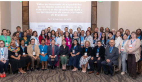 La doctora Vivian Luchsinger, en su calidad de presidente del Comité Asesor en Vacunas e Inmunización de nuestro país, asistió al taller regional que tuvo lugar en Panamá para los Comités Asesores de Inmunización de once países de las Américas.